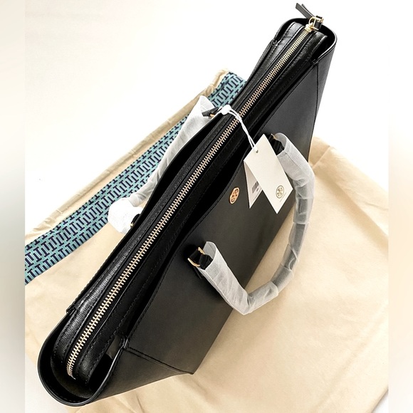 BRAND NEW Tory Burch Robinson Tote - Picture 3 of 16
